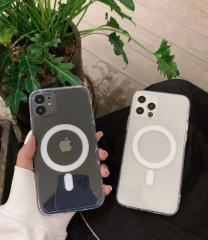 iPhone MagSafe Özellikli Şeffaf Kılıf